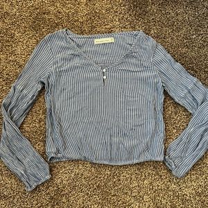 Abercrombie and Fitch top